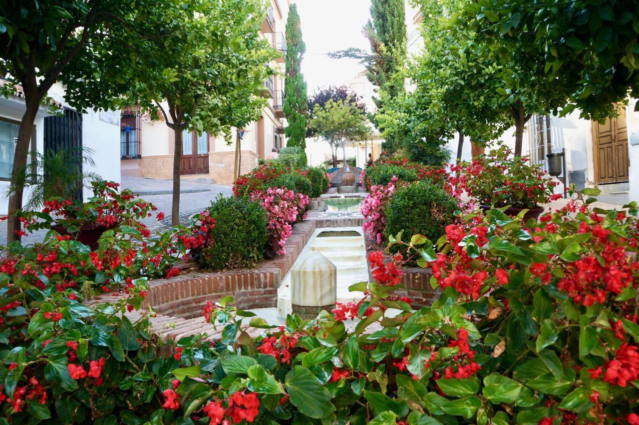Unique Andalusian Townhouse Next To Beach Эстепона Экстерьер фото